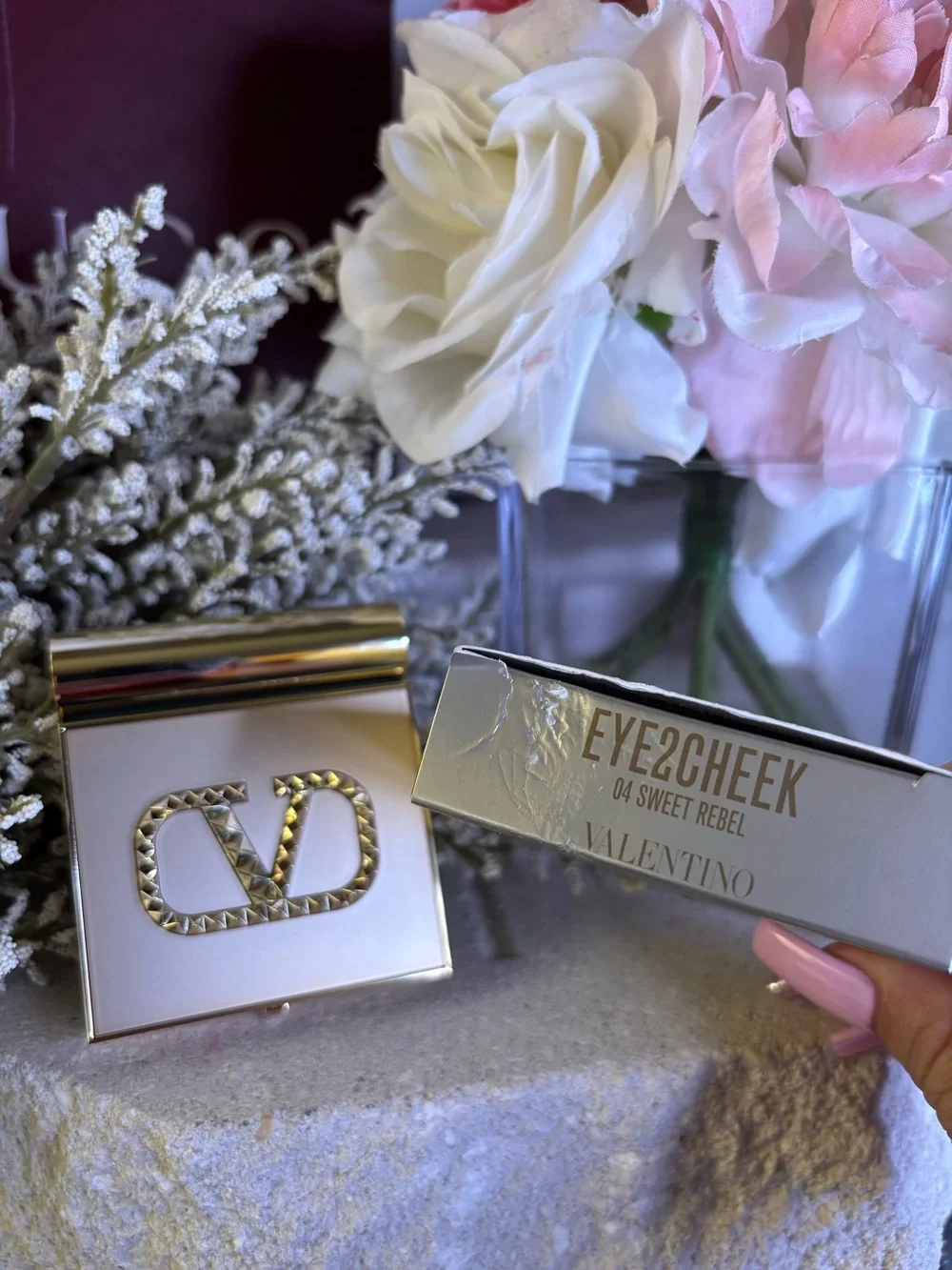 NIB - Valentino - Eye2Cheek Blush and Eyeshadow - Sweet Revel 04